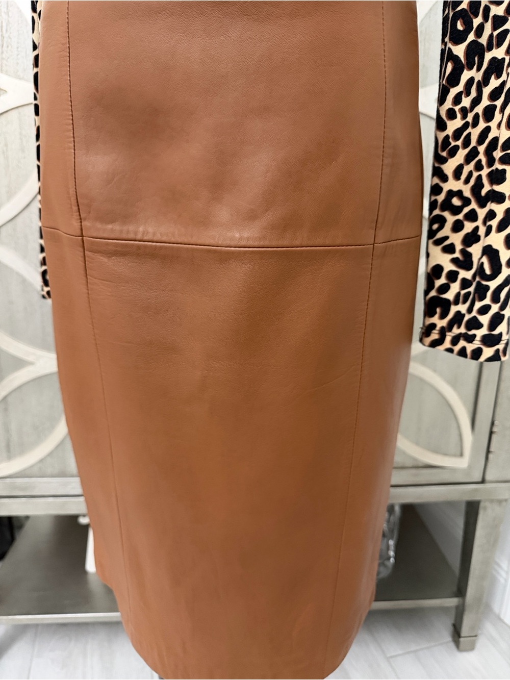 ANTONIO MELANI Brown 100% Leather Pencil Skirt with belt loops - Picture 5 of 10